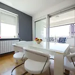 Deluxe 5d *