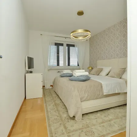 Daire Deluxe 5d Zadar