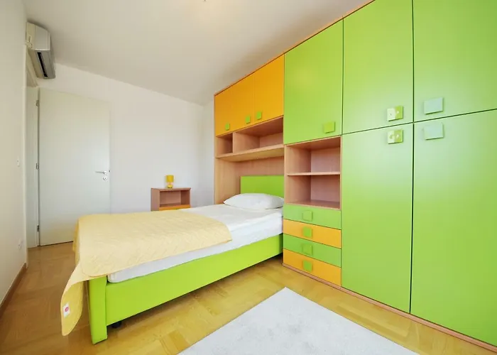 Lejlighed Deluxe 5d *