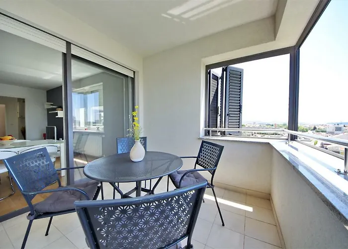 Deluxe 5d Lejlighed *