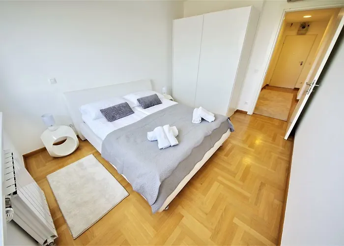 Lejlighed Deluxe 5d *